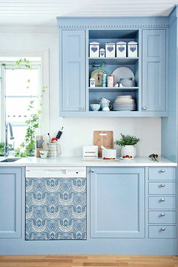 Sky Blue Kitchen Design Ideas | InteriorHolic.com