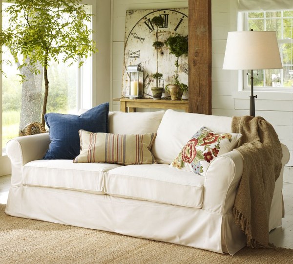 How to Create Warm Living Room Design | InteriorHolic.