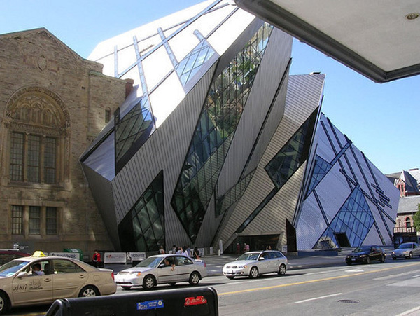 10 Most Bizarre Buildings in the World