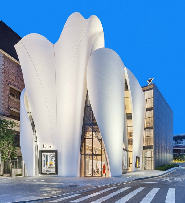 Dior Boutique in Seoul by by Peter Marino and Christian Portzamparc