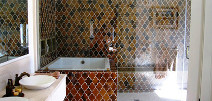 20 Amazing Tiled Showers