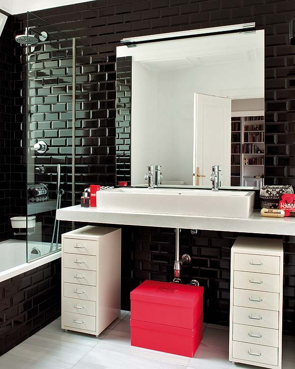 20 His and Hers Bathroom Designs
