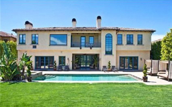 Avril Lavigne and Deryck Whibley $9.5 Million Bel Air Manor for Sale 