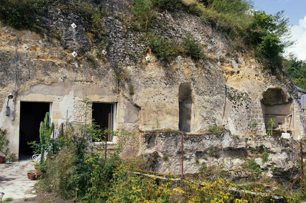 Troglodyte Cave Home