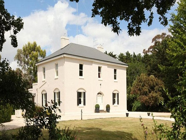 JK Rowling's Luxurious $10.7 Million Mansion In Tasmania 