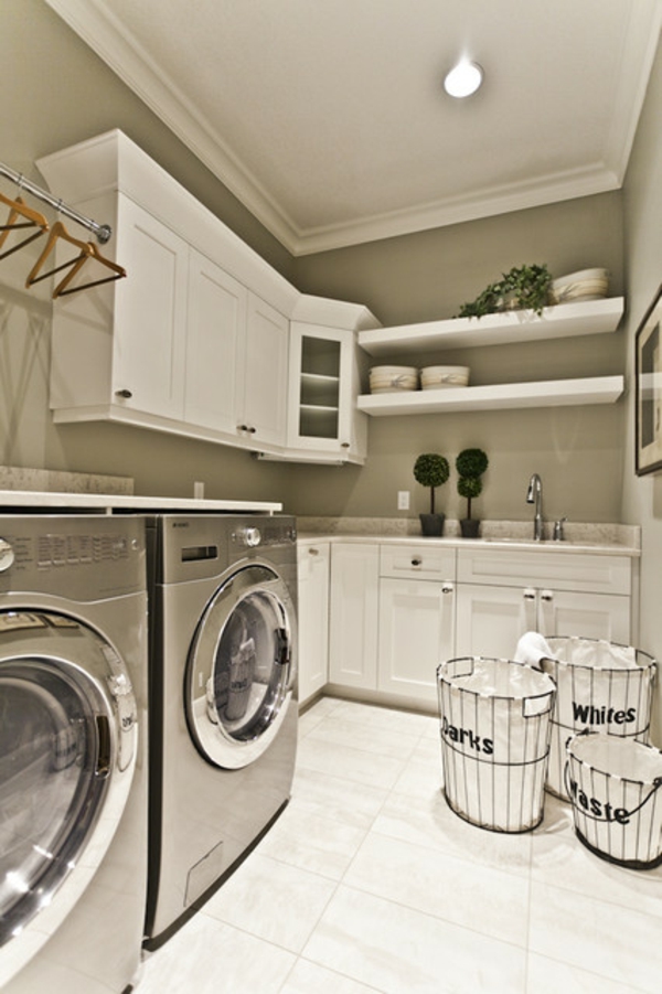 Modern style laundry room