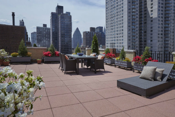 Rooftop dining area