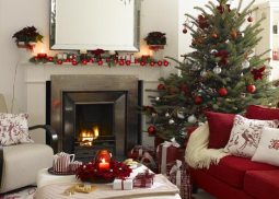 Christmas Decorations: Living Room