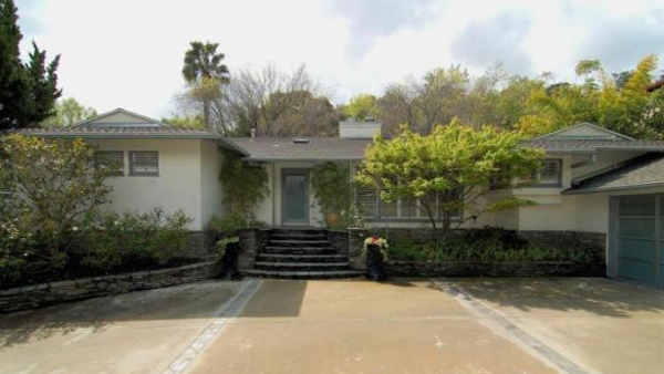 Leighton Meester's New Home home in Encino, California