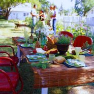 Tips on Decorating Garden for Party