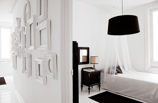 Perfect Arrangement: Bedroom Layout Ideas