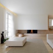 Soldati House: Interior in Classic Minimalism Style