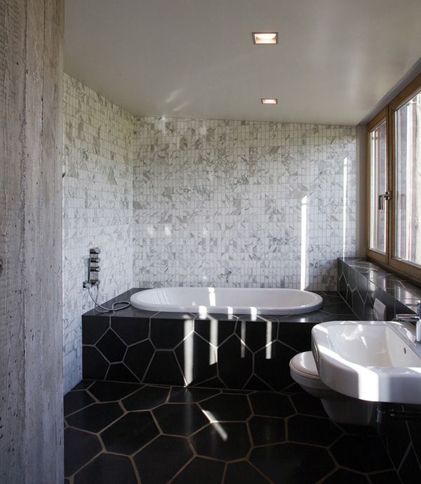 Stone Finishes In Bathroom Design | InteriorHolic.com