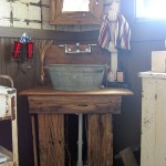 Using Buckets As Sinks | InteriorHolic.com