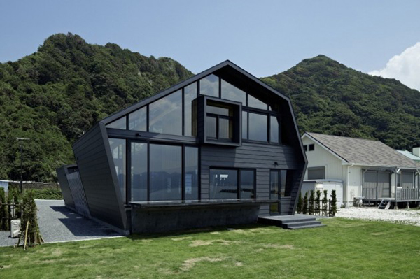 5 Odd-Shaped Houses