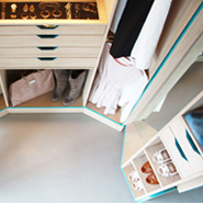 Walk-In Closet For Small-Spaced Homes