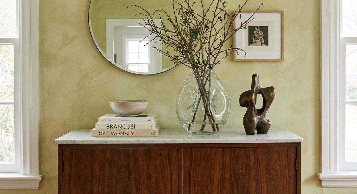 Interior accessories and decorative accents for the home